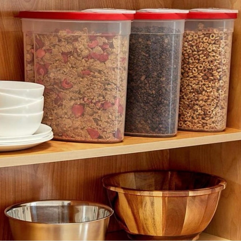 Rubbermaid Cereal Containers set of 3